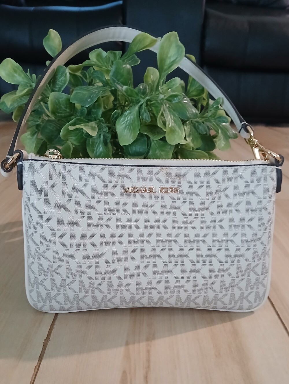 Michael Kors Jet Set Monogram Should Bag In Cream & Gold Accent